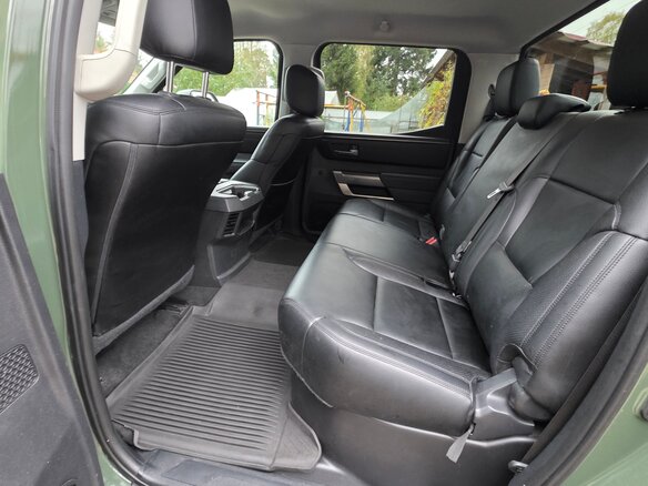 2022 Toyota Tundra CrewMax III, зелёный - вид 22