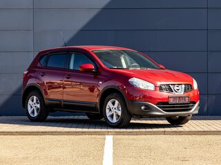 2011 Nissan Qashqai I Рестайлинг, красный, 1055000 рублей, вид 3