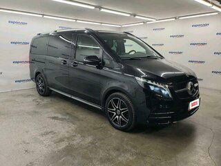 2022 Mercedes-Benz V-Класс 300 d EXOBILITE экстра длинный III (W447) Рестайлинг, белый, 8150000 рублей, вид 2