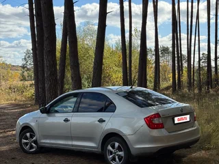 2014 Skoda Rapid I, серебристый, 360000 рублей, вид 4