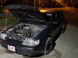 1999 Toyota Caldina I, чёрный, 300000 рублей, вид 2
