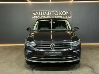 2021 Volkswagen Tiguan II Рестайлинг, чёрный, 2989000 рублей, вид 2