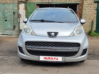 2011 Peugeot 107 I Рестайлинг, серебристый, 480000 рублей, вид 2