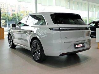 2026 Li Auto (Lixiang) L6 I, серый, 7000000 рублей, вид 5