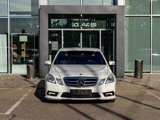 2011 Mercedes-Benz E-Класс 200 7G-Tronic IV (W212, S212, C207), белый, 1395000 рублей, вид 2