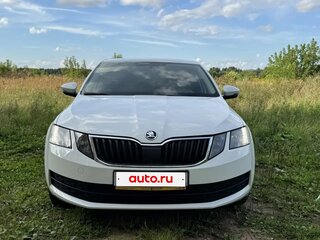 2017 Skoda Octavia III (A7) Рестайлинг, белый, 1190000 рублей, вид 1