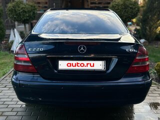 2004 Mercedes-Benz E-Класс 220 III (W211, S211), синий, 699000 рублей, вид 4