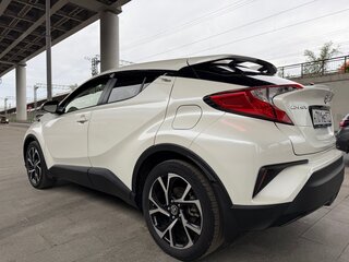 2021 Toyota C-HR I Рестайлинг, белый, 2500000 рублей, вид 3