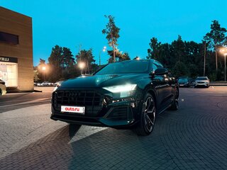 2019 Audi Q8 55 TFSI I (4M), чёрный, 6050000 рублей, вид 4