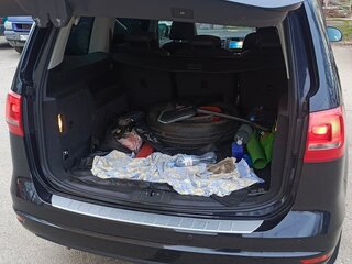 2011 Volkswagen Sharan II, чёрный, 890000 рублей, вид 3