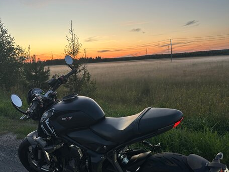 2022 Triumph Trident 660, чёрный, 870000 рублей, вид 3