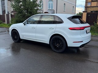 2021 Porsche Cayenne III, белый, 10500000 рублей, вид 4
