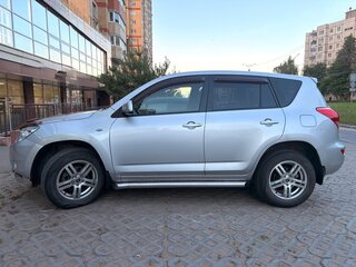 2007 Toyota RAV4 III (XA30), серебристый, 900000 рублей, вид 4