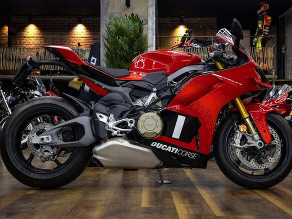 2026 Ducati Panigale V4, красный, 3790000 рублей - вид 13