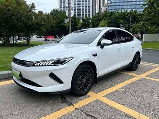2025 BYD Qin Plus EV 420 I Рестайлинг, белый, 1780000 рублей, вид 3