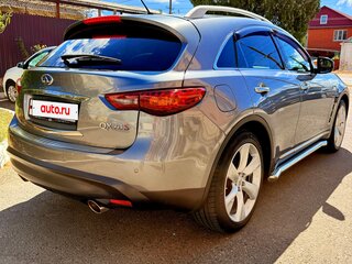 2015 Infiniti QX70, серый, 3200000 рублей, вид 3