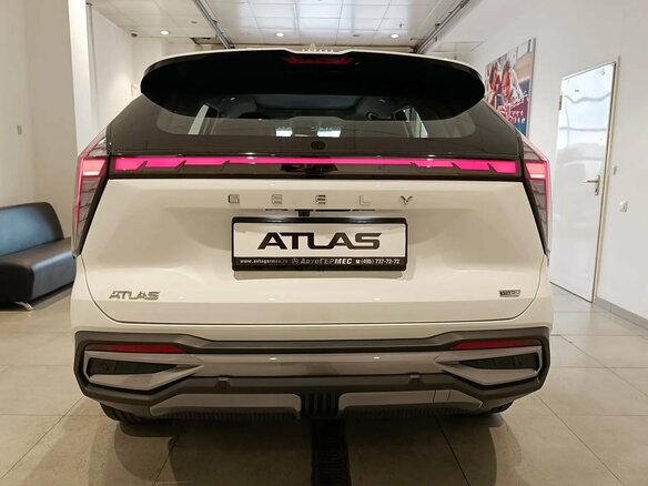 2026 Geely Atlas II, белый, 4119990 рублей - вид 2
