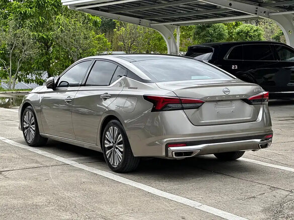 2023 Nissan Altima VI (L34) Рестайлинг, серебристый, 1860100 рублей - вид 5