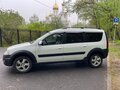 2016 Lada (ВАЗ) Largus Cross I, белый, 800000 рублей - вид 8