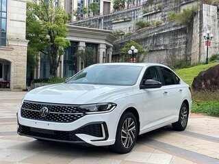 2023 Volkswagen Lavida III Рестайлинг, белый, 1150999 рублей, вид 3