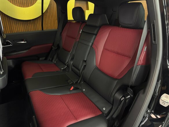 2026 Toyota Land Cruiser 300 Series, чёрный - вид 18