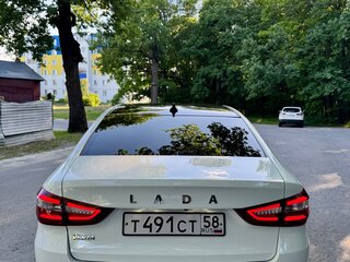 2024 Lada (ВАЗ) Vesta I Рестайлинг (NG), белый, 1350000 рублей, вид 5