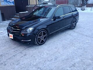 2013 Mercedes-Benz C-Класс 200 III (W204) Рестайлинг, чёрный, 1650000 рублей, вид 1