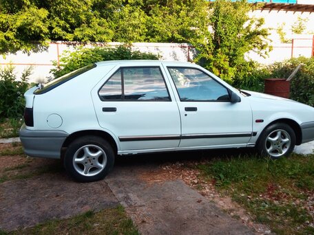 1992 Renault 19 II, белый, 280000 рублей, вид 1