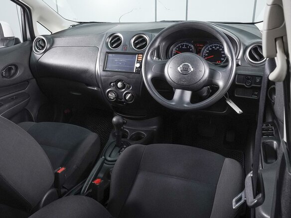 2013 Nissan Note II, серебристый, 650000 рублей - вид 5