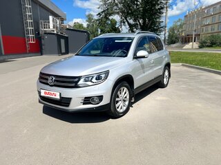 2012 Volkswagen Tiguan I Рестайлинг, серебристый, 1250000 рублей, вид 2