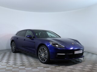 2019 Porsche Panamera 4 Sport Turismo II, синий, 9000000 рублей, вид 3