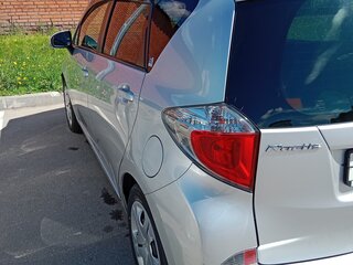 2012 Toyota Ractis II, серый, 780000 рублей, вид 5