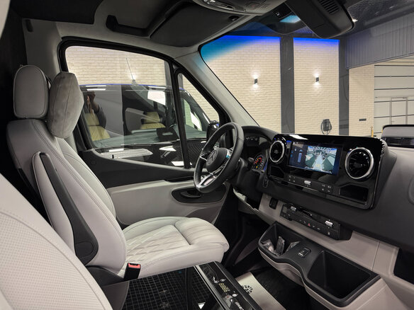 2026 Mercedes-Benz Sprinter, чёрный, 29990000 рублей - вид 5