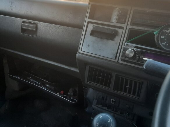 1988 Mazda Titan, синий, 500000 рублей - вид 4
