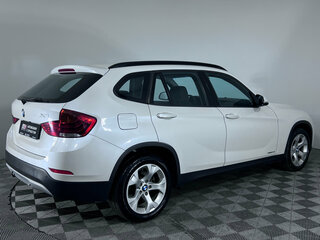 2014 BMW X1 20i I (E84) Рестайлинг, белый, 1485000 рублей, вид 5