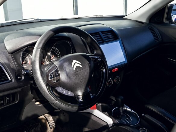 2012 Citroen C4 Aircross, белый, 770000 рублей - вид 14