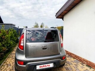 2012 Kia Soul I Рестайлинг, серебристый, 850000 рублей, вид 5