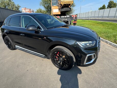 2021 Audi Q5 L 45 TFSI II (FY) Рестайлинг, чёрный, 4250000 рублей, вид 4