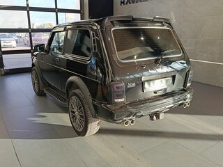 2021 Lada (ВАЗ) 2121 (4x4) Urban I Рестайлинг (2020), чёрный, 779000 рублей, вид 4