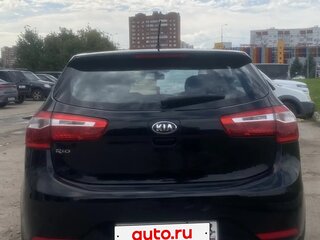 2015 Kia Rio 6-speed III, чёрный, 810000 рублей, вид 2