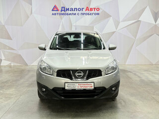 2012 Nissan Qashqai I Рестайлинг, серебристый, 910000 рублей, вид 2