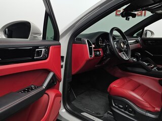 2023 Porsche Cayenne Coupé III Рестайлинг, серый, 10760000 рублей, вид 5