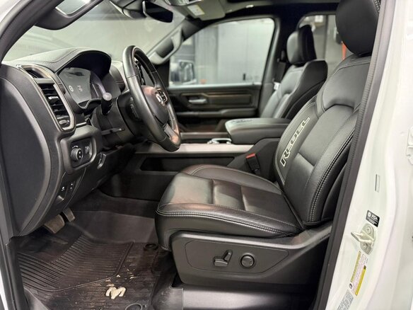 2023 Ram 1500 Crew Cab V, белый, 7700000 рублей - вид 6