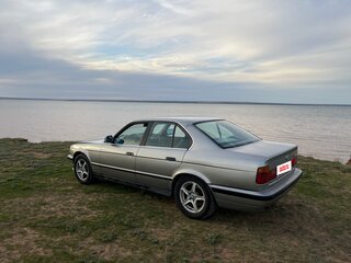 1989 BMW 5 серии 520i III (E34), серебристый, 319000 рублей, вид 1
