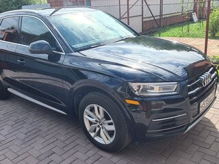 2020 Audi Q5 45 TFSI II (FY), чёрный, 3030000 рублей, вид 4
