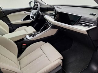 2025 Audi Q5 40 TFSI III (GU), чёрный, 7250000 рублей, вид 5
