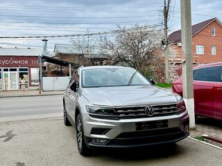 2020 Volkswagen Tiguan II, серый, 2550000 рублей, вид 2