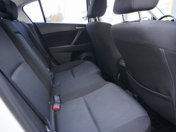 2010 Mazda 3 II (BL), белый, 760000 рублей - вид 9