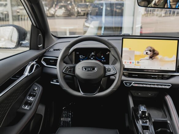2026 Belgee X50+, серебристый, 2699990 рублей - вид 11
