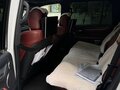 2017 Lexus LX 570 III Рестайлинг 2, белый, 9000000 рублей - вид 7